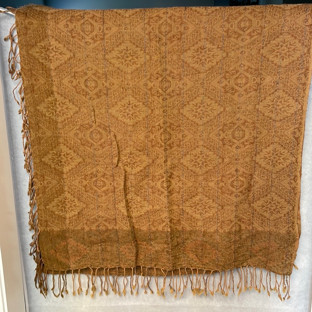 Cute wrap scarf for all occasions
